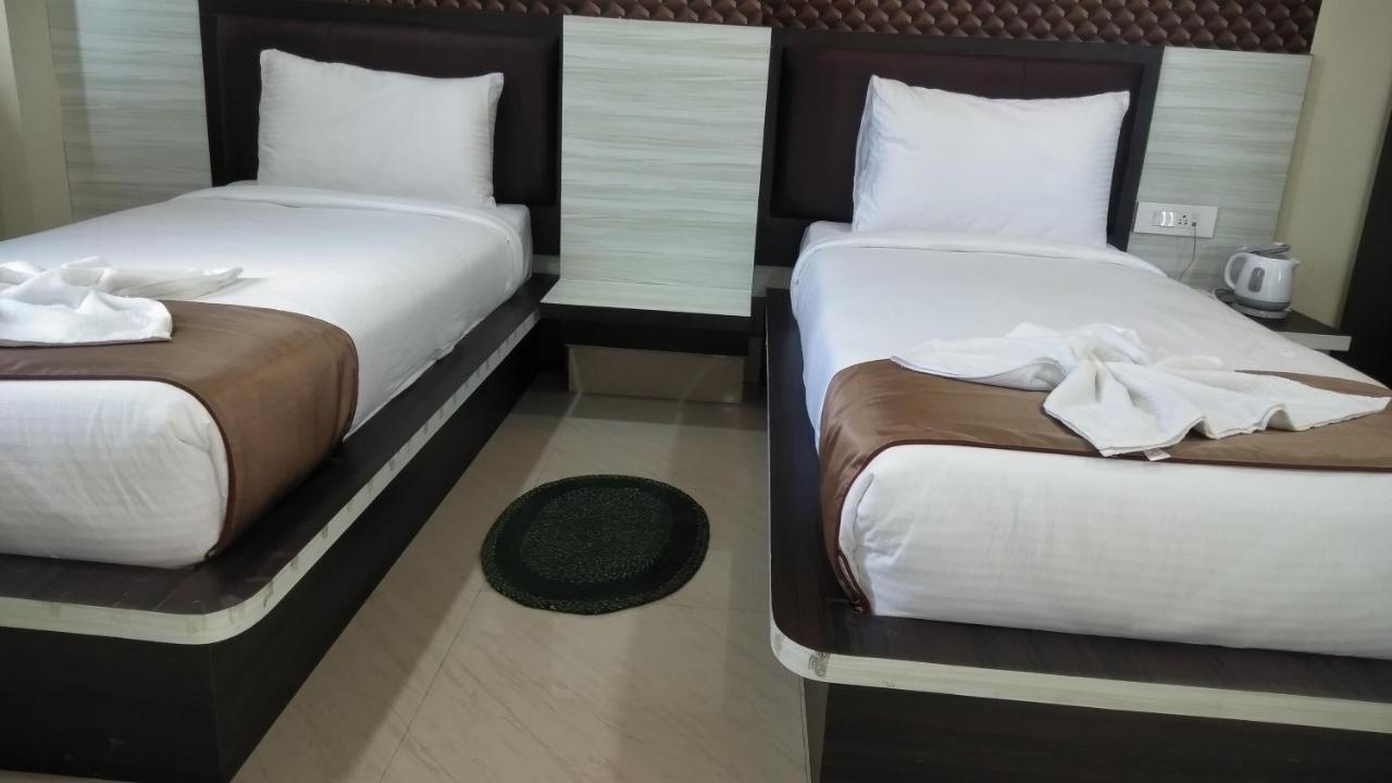 The Four Season Hotel Dimāpur Exteriér fotografie